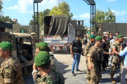 تسليم الدفعة الثالثة من سلاح المخيمات الفلسطينية في لبنان