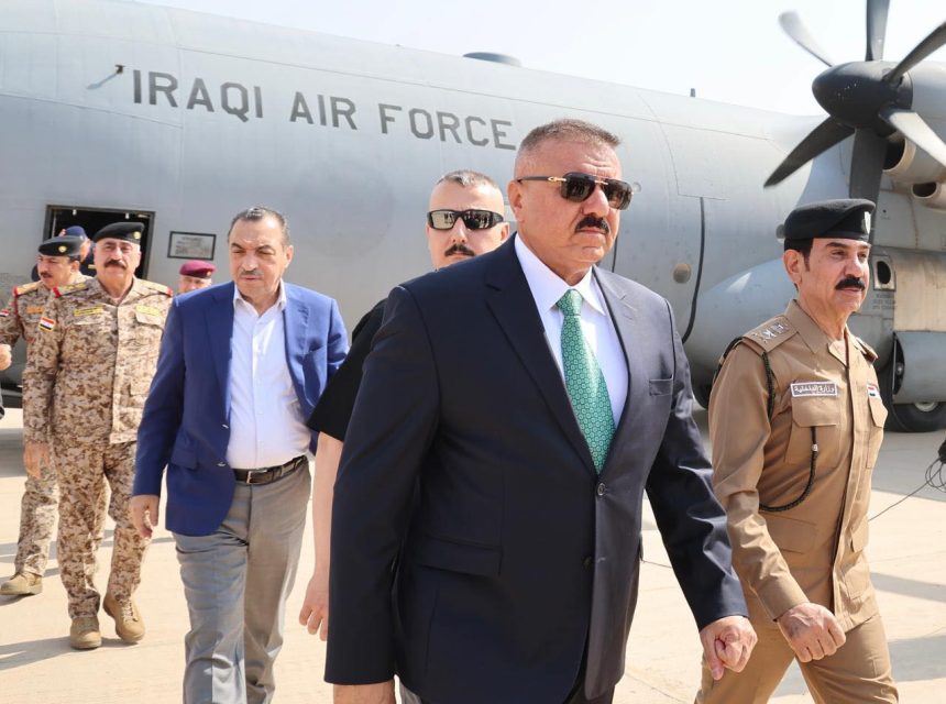 وزير الداخلية يصل إلى ميسان على رأس وفد من كبار القادة الأمنيين