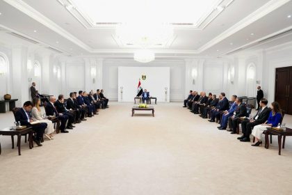 السوداني يستقبل مجموعة من رجال الأعمال ورؤساء وممثلي 17 شركة تركية