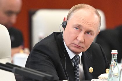 من الصين.. بوتين يحمّل الغرب مسؤولية الأزمة في أوكرانيا