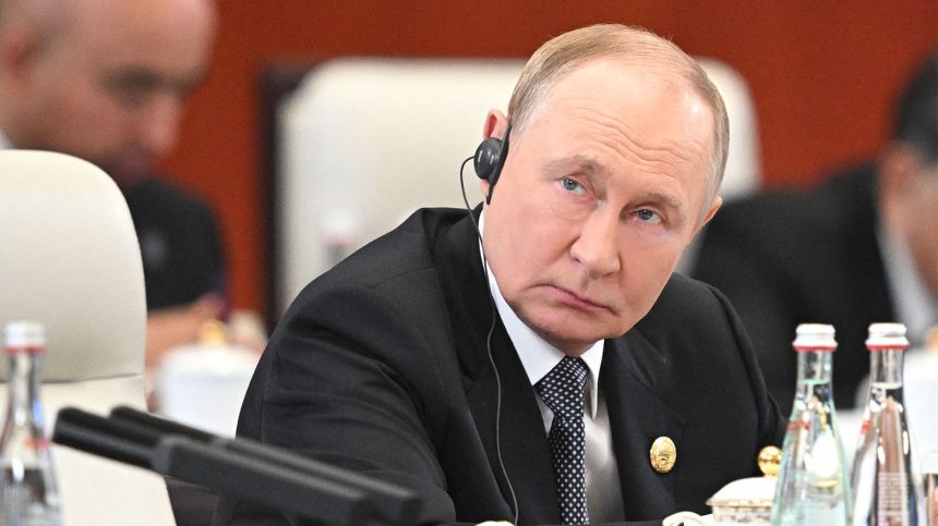 من الصين.. بوتين يحمّل الغرب مسؤولية الأزمة في أوكرانيا