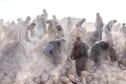 "إن بي سي": 250 قتيلا على الأقل و500 جريح في زلزال ضرب أفغانستان