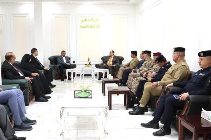 وزير الداخلية يزور محكمة استئناف ميسان لتعزيز التعاون الأمني ومتابعة تنفيذ أوامر القبض