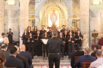 السوداني يفتتح كنيسة الساعة للآباء الدومينيكان وسط الموصل