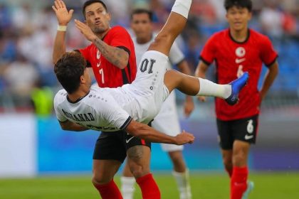 المنتخب الوطني يتغلب على هونغ كونغ بثنائية في بطولة كأس ملك تايلند