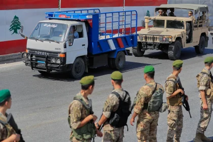الحكومة اللبنانية تقر خطة الجيش لحصر السلاح