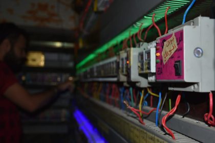 مجلس بغداد يخفض سعر الأمبير لشهر أيلول إلى 12 ألف دينار