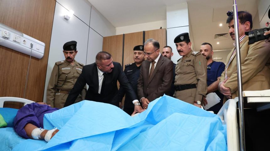 وزير الداخلية يؤكد عدم السماح للخارجين عن القانون العبث بالأمن