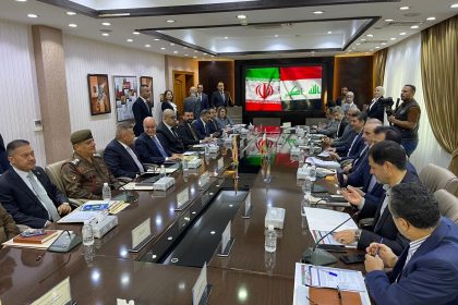 وزيرا الداخلية والصحة يجتمعان مع نائب الرئيس الإيراني لبحث التعاون بمكافحة المخدرات