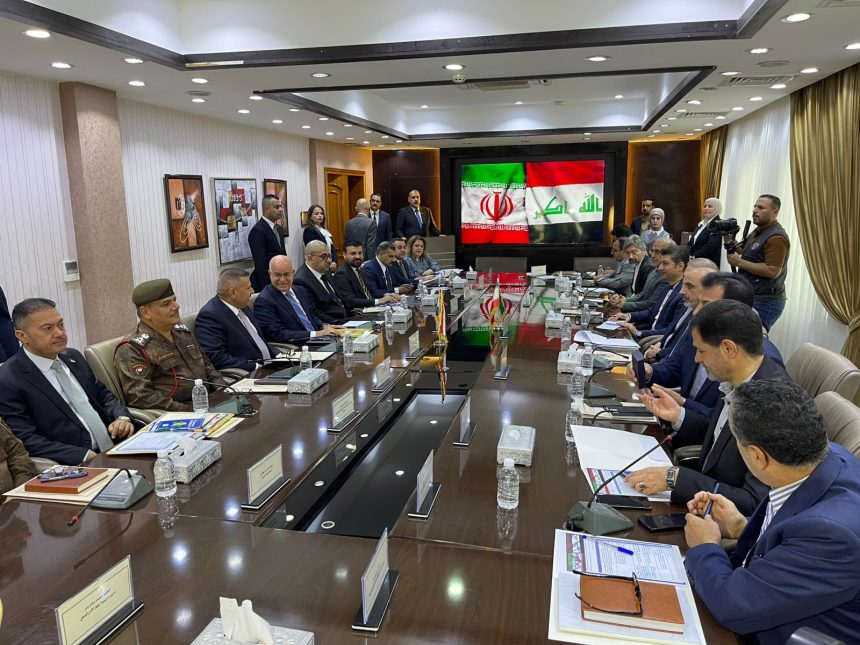 وزيرا الداخلية والصحة يجتمعان مع نائب الرئيس الإيراني لبحث التعاون بمكافحة المخدرات