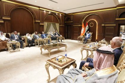 رئيس حزب تقدم الرئيس محمد الحلبوسي يستقبل عدداً من شيوخ ووجهاء عشيرة الراويين في الأنبار