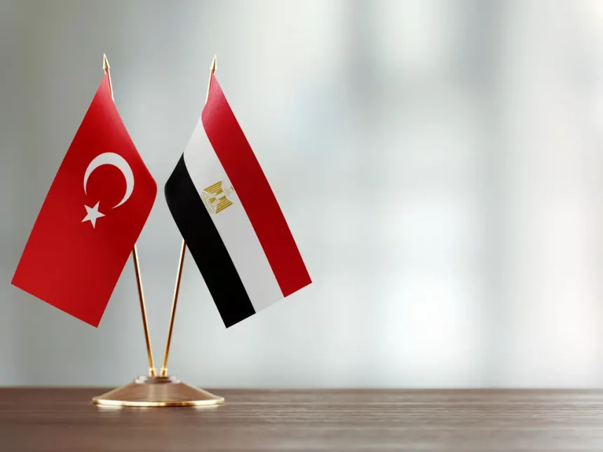 تقرير: مصر وتركيا وجهتا تحذيرا لحماس قبل ضرب الدوحة