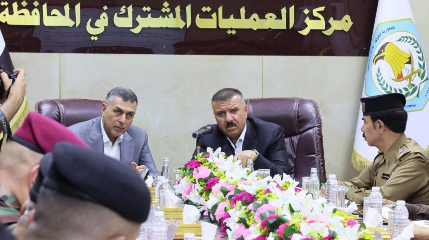 وزير الداخلية يوجه من البصرة بتطبيق خطة الأمن المناطقي وحماية المنشآت النفطية