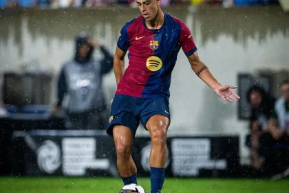 النصر السعودي يعتزم التعاقد مع نجم برشلونة مارك بيرنال