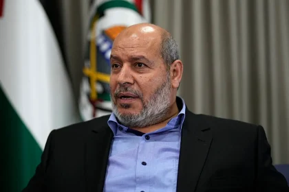 حماس: خليل الحية أدى صلاة الجنازة على الشهداء في قطر بعد ترتيبات أمنية خاصة