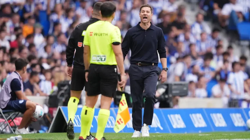 بعد الاعتراف رسميًا بالخطأ.. عقوبات قوية تنتظر حكام مباراة ريال مدريد وسوسييداد