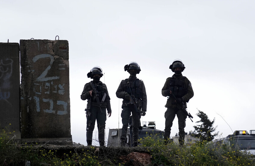 بريطانيا تمنع الجنود الإسرائيليين من الدراسة في الكلية الملكية للدراسات الدفاعية
