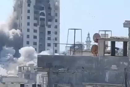 إسرائيل تدمر برج الغفري قرب ميناء غزة