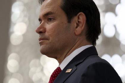 وزير الخارجية الأمريكي: أمام حماس "مهلة قصيرة جدا" لقبول اتفاق وقف النار