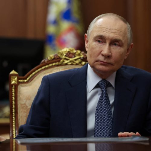 بوتين يؤكد أهمية مشاركة العراق في القمة العربية الروسية