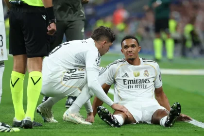 ريال مدريد يخسر أرنولد لفترة طويلة بسبب الإصابة