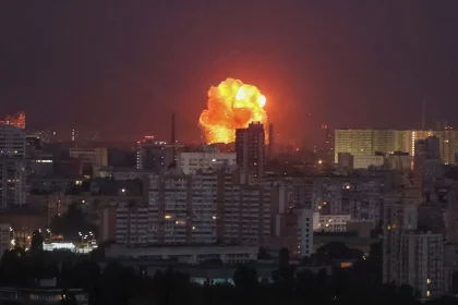 الحرب تتواصل.. دوي انفجارات في كييف وهجوم أوكراني على بيلغورود الروسية