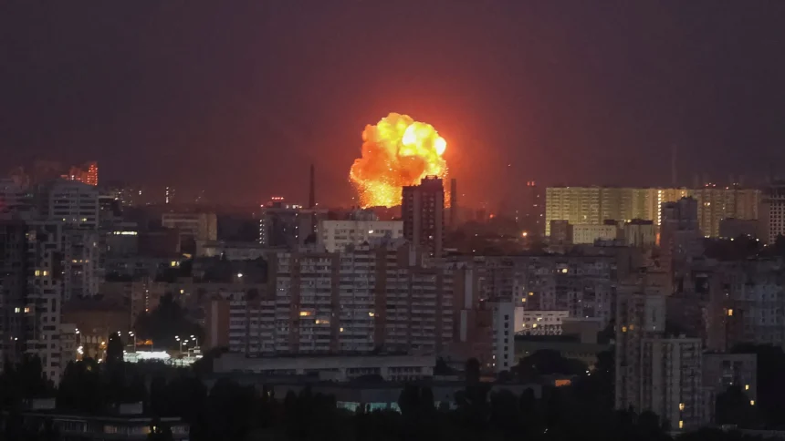 الحرب تتواصل.. دوي انفجارات في كييف وهجوم أوكراني على بيلغورود الروسية