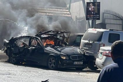 الصحة اللبنانية: استشهاد شخص وإصابة 3 آخرين نتيجة غارة إسرائيلية أمام مستشفى تبنين