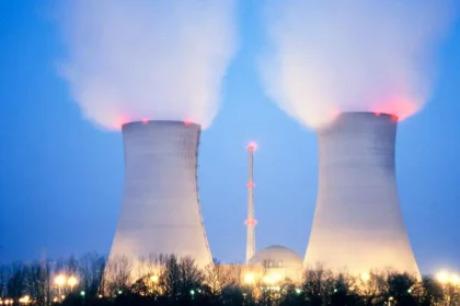 إيران تحذر من تفعيل العقوبات وتهدد بتعليق التفاهم مع الطاقة الذرية بشكل كامل