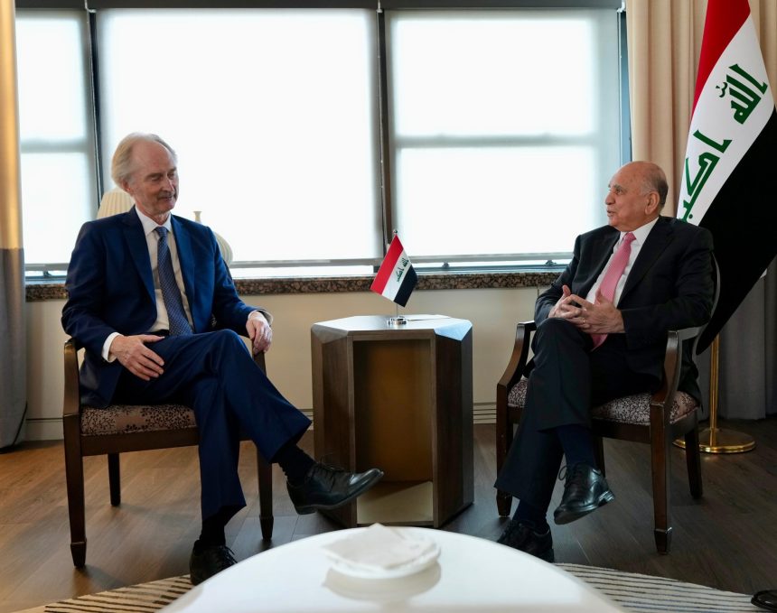 وزير الخارجية يؤكد موقف العراق الداعي لحل سياسي يضمن مشاركة جميع الأطياف السورية