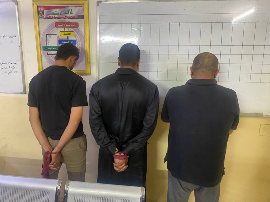 اعتقال 3 سوريين بحوزتهم جوازات عراقية مزورة في احدى سيطرات بغداد