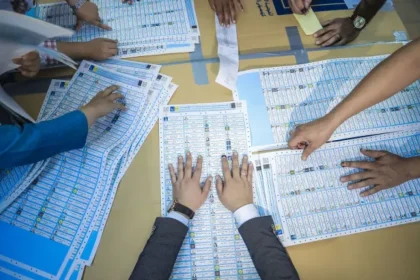 هيئة المساءلة تُنهي تدقيق أسماء المرشحين للانتخابات وتبدأ بمراجعة بدلاء جدد