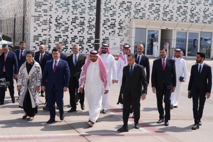 العراق يعلن إطلاق سراح مواطنيه المحتجزين في السعودية ويثمن موقف ولي العهد السعودي