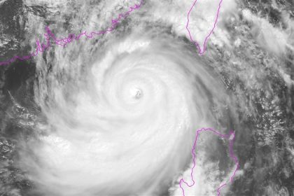 الأقوى عالمياً.. الصين تتأهب لوصول إعصار "راغاسا"