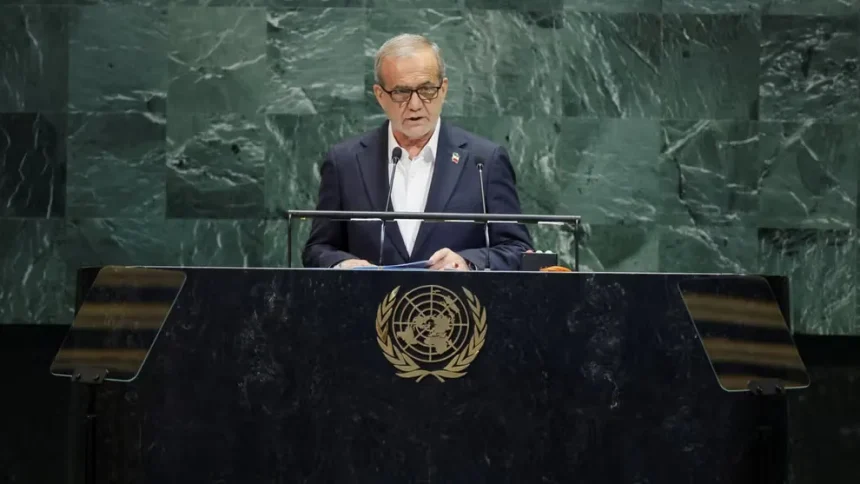 الرئيس الإيراني: لا نسعى لامتلاك سلاح نووي