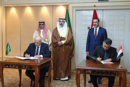وزير الصناعة يرعى توقيع اتفاق أولي بين العراق والسعودية لتنفيذ مشاريع بتروكيمياوية استراتيجية في البصرة