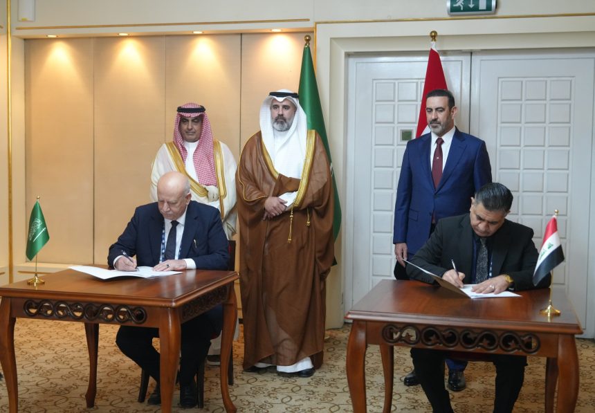 وزير الصناعة يرعى توقيع اتفاق أولي بين العراق والسعودية لتنفيذ مشاريع بتروكيمياوية استراتيجية في البصرة