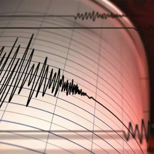 زلزال بقوة 5.4 درجات يضرب ولاية كوتاهيا غربي تركيا