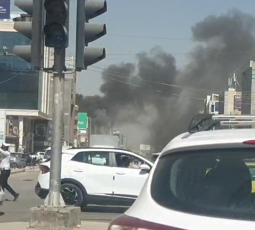 حريقان في العاصمة خلال ساعات.. الأول بقاعة حفلات بفندق بغداد والثاني داخل بناية إلكترونيات بزيونة