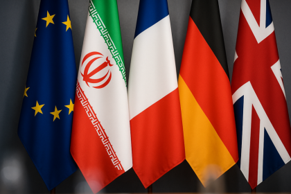 طهران: "الترويكا" والمبعوث الأمريكي ويتكوف رفضوا عقد اجتماع ثلاثي في نيويورك