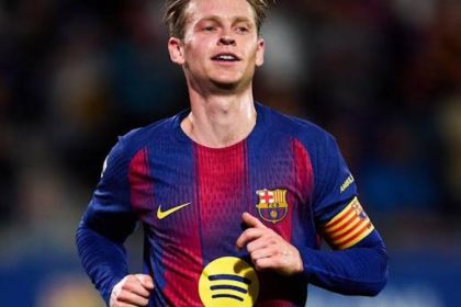 دي يونج يقطع الشك باليقين.. برشلونة يربط جوهرته حتى 2029