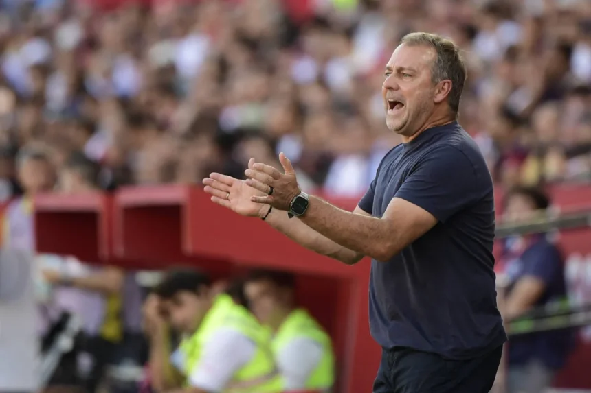 أول تعليق من "فليك" بعد سقوط برشلونة برباعية أمام إشبيلية في الليغا