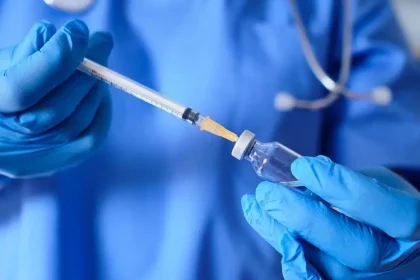 الصحة تعلن بدء حملة تلقيح الإنفلونزا الموسمية