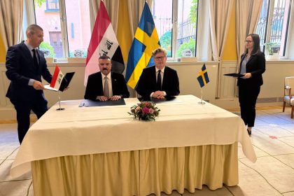 وزير الداخلية يوقع مذكرة تفاهم أمنية مع العدل السويدية ويدعو لإعادة فتح السفارة السويدية ببغداد