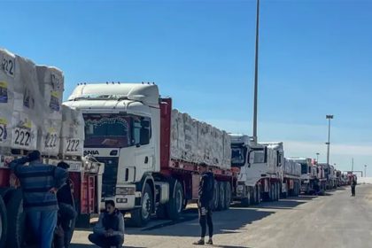 الأونروا: 6000 شاحنة تنتظر على أبواب غزة