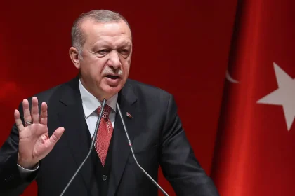 أردوغان: نواصل اتصالاتنا مع روسيا وأوكرانيا لحل النزاع وتجار الدم يستغلون الحرب