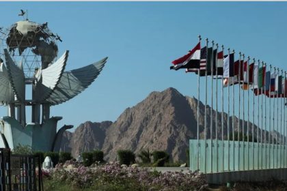 انطلاق قمة "شرم الشيخ" بشأن السلام في غزة