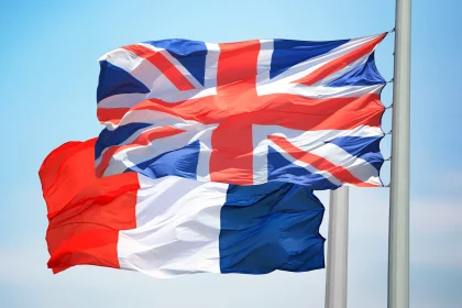 بريطانيا وفرنسا تعدان مشروع قرار في مجلس الأمن بشأن إرسال قوات دولية إلى غزة