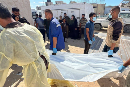 علامات تعذيب وتنكيل.. إسرائيل تفرج عن 15 جثمانا من غزة