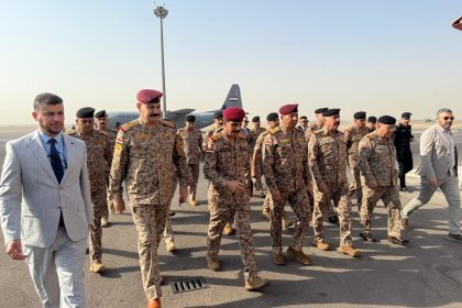 وفد عسكري برئاسة يار الله يصل إلى محافظة النجف